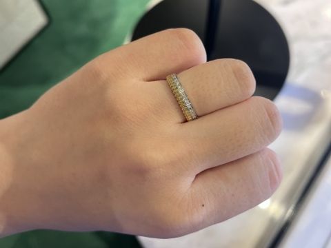 【ブシュロン(BOUCHERON)の口コミ】 キャトル ラディアント ダイヤモンド リング ハーフ。ゴールドが入ってい…