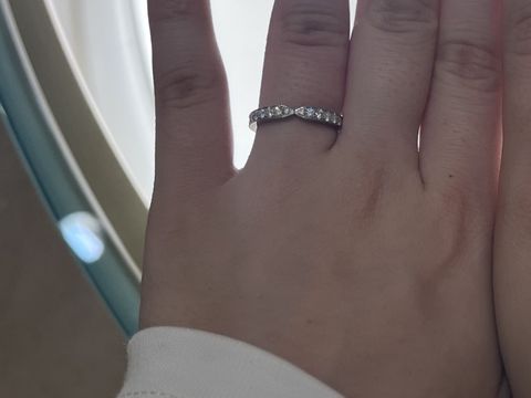 【ショーメ(CHAUMET)の口コミ】 「TRIOMPHE DE CHAUMET」マリッジリングです。ダイヤモンドが散りばめられ…