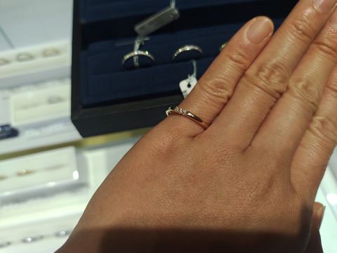 【4℃ BRIDAL(ヨンドシーブライダル)の口コミ】 とにかくかわいいデザインがおおかった。つけ心地もとにかく良いのと、4℃…