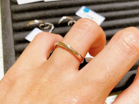 【TRECENTI(トレセンテ)の口コミ】 シンプルでいてしっかりとした存在感。二人の安定した関係を表すような落…