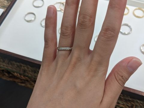 【杢目金屋(もくめがねや)の口コミ】 木目の柄が特徴的な指輪です。デザインや素材が選べるので世界で一つだけ…