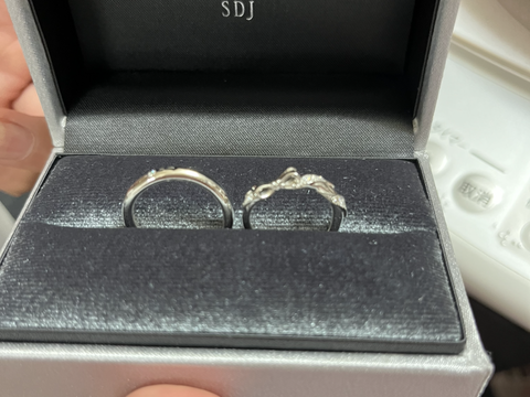 【GALA JEWELRY(ガラジュエリー)の口コミ】 一目惚れでした。その他も2件ほどお店を回り試着させて頂きましたがピンと…