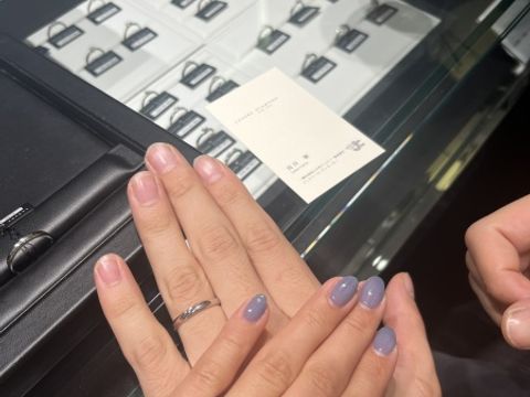 【ラザール ダイヤモンド(LAZARE DIAMOND)の口コミ】 世界一のダイヤモンドと言われてるだけあり、とても綺麗な輝きのダイヤモ…