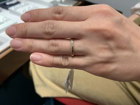 【エクセルコダイヤモンド(EXELCO DIAMOND)の口コミ】 指輪のデザインは個性的なものが良かったです。単純なものは好きではない…