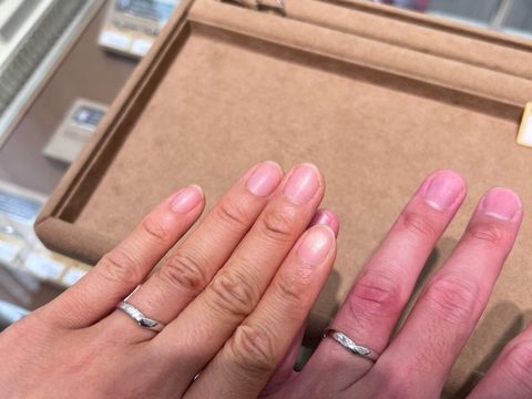 【MAHARAJA DIAMOND(マハラジャダイヤモンド)の口コミ】 プラチナ990かつエッジが特殊加工されており着け心地が柔らかく負担が少な…