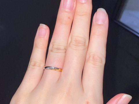 【ケイウノ ブライダル(K.UNO BRIDAL)の口コミ】 2色のコンビデザインが希望で、3店舗程回ったがあまり希望の物が無く、諦…