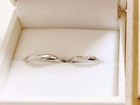 【MILK&Strawberry(ミルクアンドストロベリー)の口コミ】 デザインが可愛らしいかったこと。
金属のランクを下げたことで価格が安く…