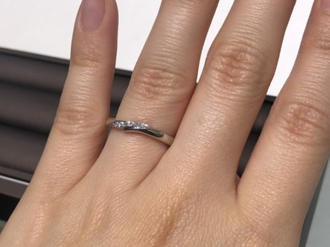 【アイプリモ(I-PRIMO)の口コミ】 北斗七星と北極星がイメージされており、ダイヤが7つ付いていてとてもかわ…