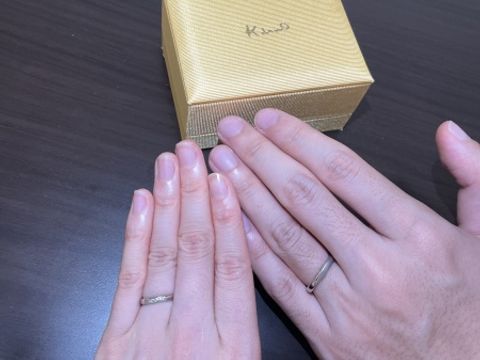 【ケイウノ ブライダル(K.UNO BRIDAL)の口コミ】 ダイヤが入っている指輪がいいと探していました。派手すぎず、でも上品な…