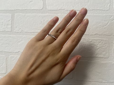 【銀座ダイヤモンドシライシの口コミ】 私はデザインを一番に重要視していたので、今回購入することになった指輪…