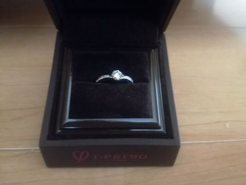 【アイプリモ(I-PRIMO)の口コミ】 
実際に選びに行き、一目惚れしました。ビビビっときました。素敵だと思っ…