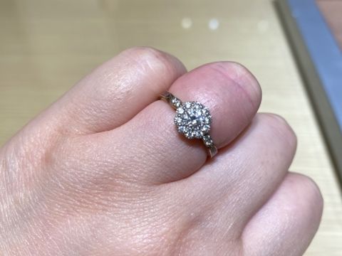 【garden(ガーデン)の口コミ】 ネットで見てダイヤモンドのボリュームに心奪われました。ソリティアダイ…