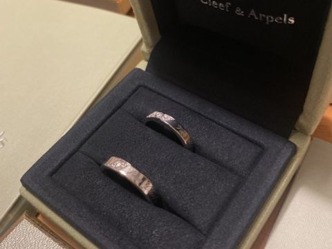 【ヴァン クリーフ＆アーペル(Van Cleef & Arpels)の口コミ】 美しいけど、可愛いデザイン、男性の物にもダイヤがついており、きらびや…