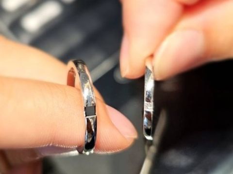 【エクセルコダイヤモンド(EXELCO DIAMOND)の口コミ】 種類が豊富にありました。ブラックダイヤモンドもつけることができ、メン…