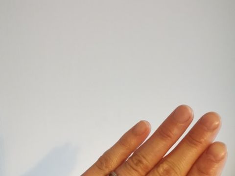 【俄(にわか)の口コミ】 最初はデザインで探していましたが、俄の指輪をつけた時他のブランドとは…