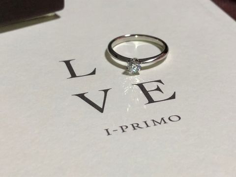 【アイプリモ(I-PRIMO)の口コミ】 彼が購入したのですが、ダイヤの輝きと、アフターケアーの充実が決めてだ…