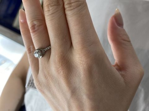 【ショーメ(CHAUMET)の口コミ】 ショーメのリアンを試着しました。リアンのデザインは個人的にあまり好み…