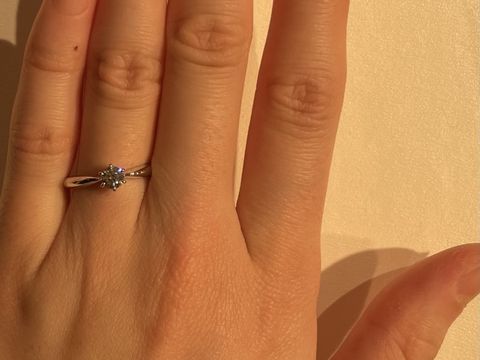 【MIKIMOTO(ミキモト)の口コミ】 ・絞りがあるため、ダイヤモンドが際立つように感じました。また、ゴツく…