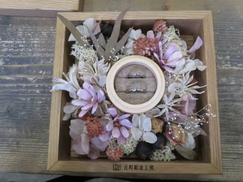 【鎌倉彫金工房の口コミ】 色々調べてデザインもたくさんみたのですが、長くつけるのでシンプルのほ…