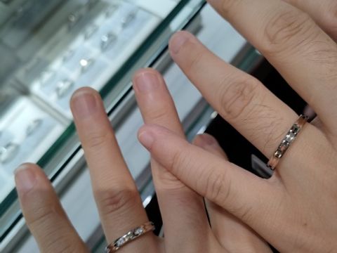 【アイプリモ(I-PRIMO)の口コミ】 様々な指輪を見ていった中で、自分が太めの指輪が好みであることに気づき…