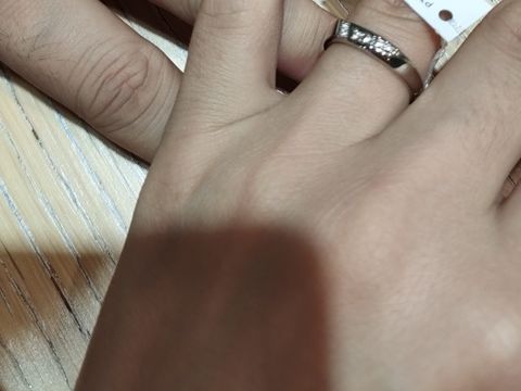 【STAR JEWELRY(スタージュエリー)の口コミ】 太めの指輪が好みであったため中心に探していきました。パンフレットで見…