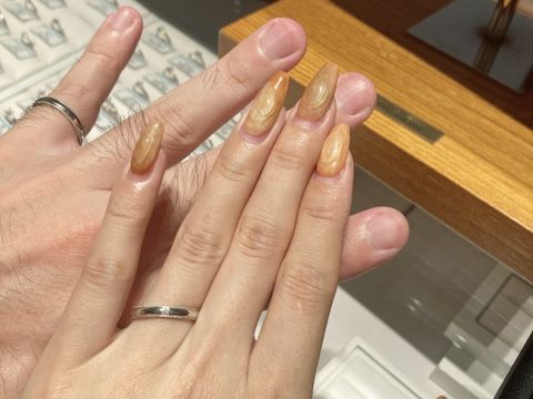 【銀座ダイヤモンドシライシの口コミ】 ミル打ち加工がされていて、1粒ダイヤが着いているので気分によってくるっ…