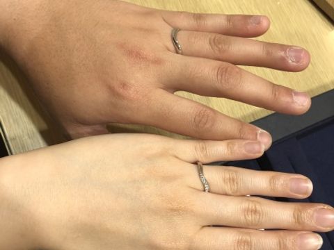 【TOMOE(トモエ)の口コミ】 デザインが圧倒的に可愛かった。
自分の指にあった形になっていて着け心地…