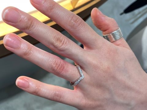 【ショーメ(CHAUMET)の口コミ】 Vタイプのリングを探しておりCHAUMETのジョゼフィーヌ エグレット リング…