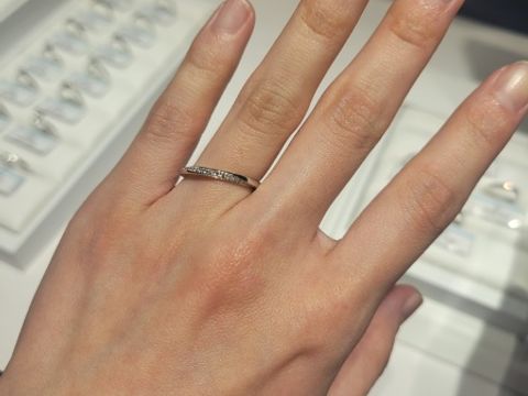 【銀座ダイヤモンドシライシの口コミ】 古くからのお店でダイヤモンドと言えばと言うこと行かせていただきました…