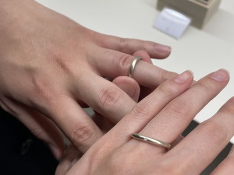 【出雲結(いずもゆい)の口コミ】 杢目金屋とのコラボレーションの指輪です。木目状の模様が特徴的でとても…