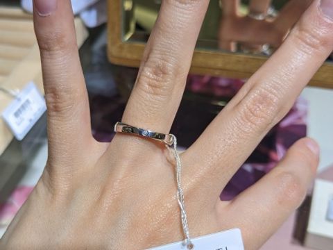 【TRECENTI(トレセンテ)の口コミ】 ストレート、ウェーブ、V字など様々なデザインが用意されています。初めに…