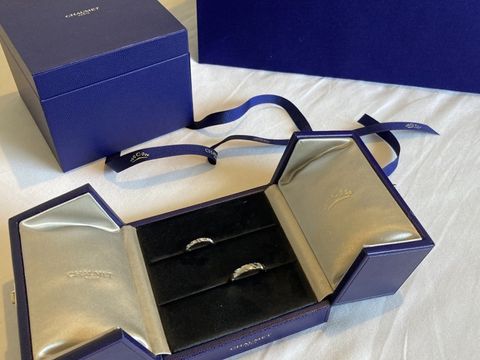 【ショーメ(CHAUMET)の口コミ】 ダイヤがたくさんついている、キラキラしたものを探していた中で出会った…