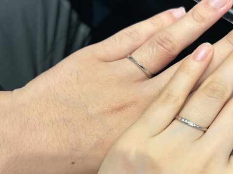 【銀座ダイヤモンドシライシの口コミ】 上品なデザインで、ダイヤも大きくなくても輝きがとても綺麗でした。ダイ…