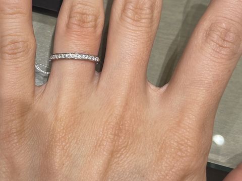 【アイプリモ(I-PRIMO)の口コミ】 結婚指輪はエタニティリングが欲しかったので、エタニティリングを見に行…