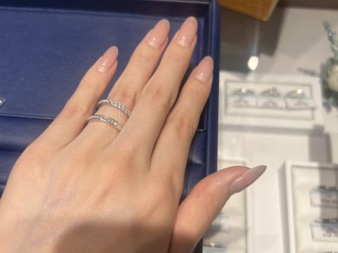【エクセルコダイヤモンド(EXELCO DIAMOND)の口コミ】 ハーフエタニティで探していて、なかなか取り扱いが少ない中、エクセルコ…