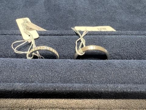 【4℃ BRIDAL(ヨンドシーブライダル)の口コミ】 ハーフエタニティのリングを探していてたくさん種類がありました。その中…