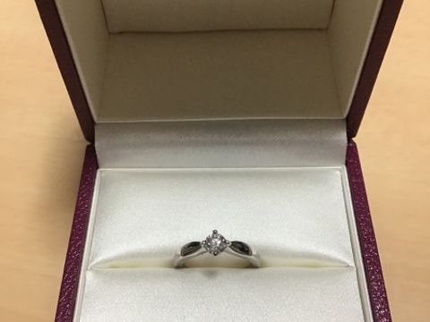 【ブルガリ(BVLGARI)の口コミ】 日常的に着けやすい婚約指輪を探して、トルチェッロにたどり着きました。
…