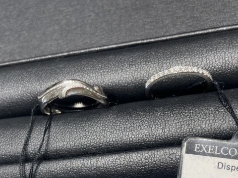 【エクセルコダイヤモンド(EXELCO DIAMOND)の口コミ】 主人は個性的なデザインが好きなので、ベビのデザインの指輪があり、嬉し…