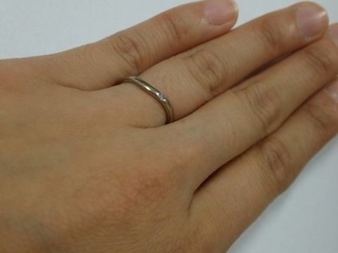 【Dolfani(ドルファーニ )の口コミ】 緩やかなカーブになっている柔らかい雰囲気の指輪が好きで、いろいろお店…