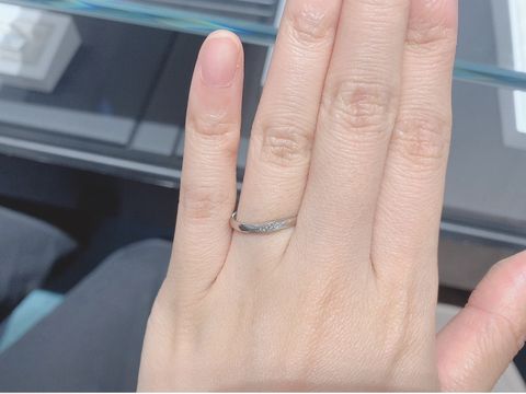 【銀座ダイヤモンドシライシの口コミ】 結婚指輪は欲しいな〜というざっくりしたイメージで来店しましたが、自分…