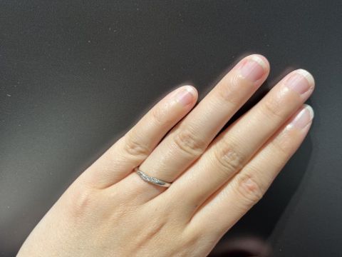 【銀座ダイヤモンドシライシの口コミ】 接客と品質ですね。丁寧な接客と情報量で親身に相談に乗ってくれます。豊…