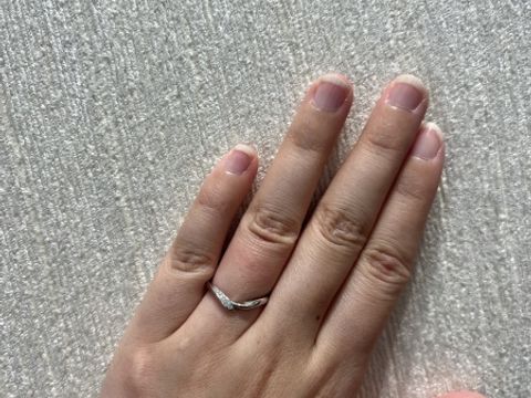 【俄(にわか)の口コミ】 デザインが個性的で一つ一つにストーリーが込められてる点がとてもよかっ…