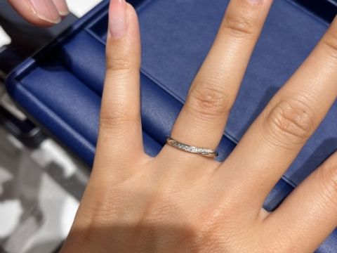 【銀座ダイヤモンドシライシの口コミ】 キラキラ輝くダイヤがとても素敵です。
ダイヤモンドシライシの指輪はとに…