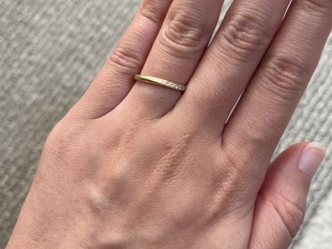 【銀座ダイヤモンドシライシの口コミ】 店員さんの接客・値段・デザイン・購入後の対応が
全て理想的だったため、…