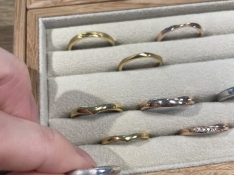 【CRAFY(クラフィ)の口コミ】 一からデザインや素材を自分たちで考えて作るそうです。見せていただいた…