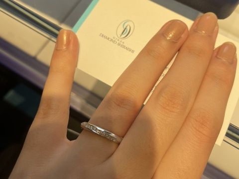 【銀座ダイヤモンドシライシの口コミ】 ブライダル指輪専門店なので、指輪の種類がとても豊富でした。ストレート…