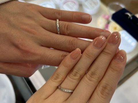 【BIJOUPIKO(ビジュピコ)の口コミ】 ダイヤモンドも数が多いので、とても綺麗で存在感もあります。リングの太…