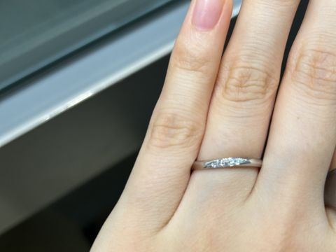 【アイプリモ(I-PRIMO)の口コミ】 はじめはダイヤが入っていない指輪で探していましたが、ダイヤ入りのをつ…