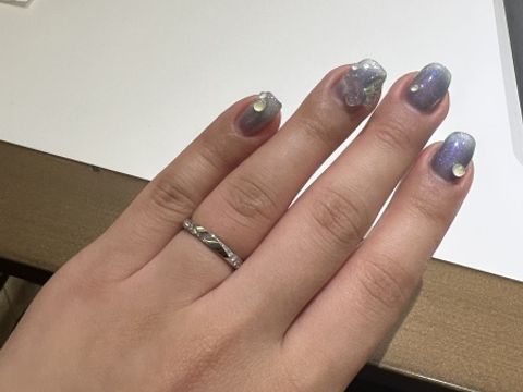 【ラザール ダイヤモンド(LAZARE DIAMOND)の口コミ】 デザインがドンピシャで好みで、婚約指輪も同じブランドで購入したので、…