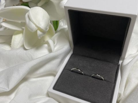 【TOWA(永遠)の口コミ】 決め手は2点あり、まず1点目は【デザイン】です。
元々シンプルで、婚約指…